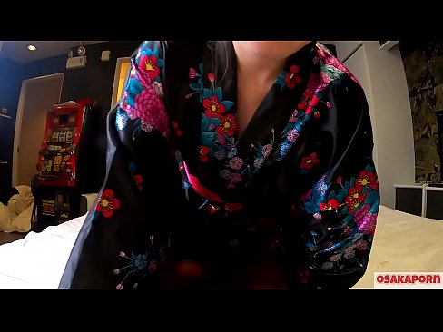 ❤️ Mladá cosplay dívka miluje sex až k orgasmu se squirtem v koníčku a výstřikem. Asijská dívka s chlupatou kundičkou a krásnými prsy v tradičním japonském kroji v amatérském videu předvádí masturbaci s mrdacími hračkami. Sakura 3 OSAKAPORN. ️ Kvalitní sex u nás ❌